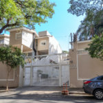 Casa à venda com 5 quartos, sendo 3 suítes, no condomínio Boulevard Saint Michael, São Paulo - SP