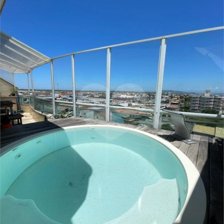 Cobertura à venda com 3 suítes em Braga, Cabo Frio, RJ