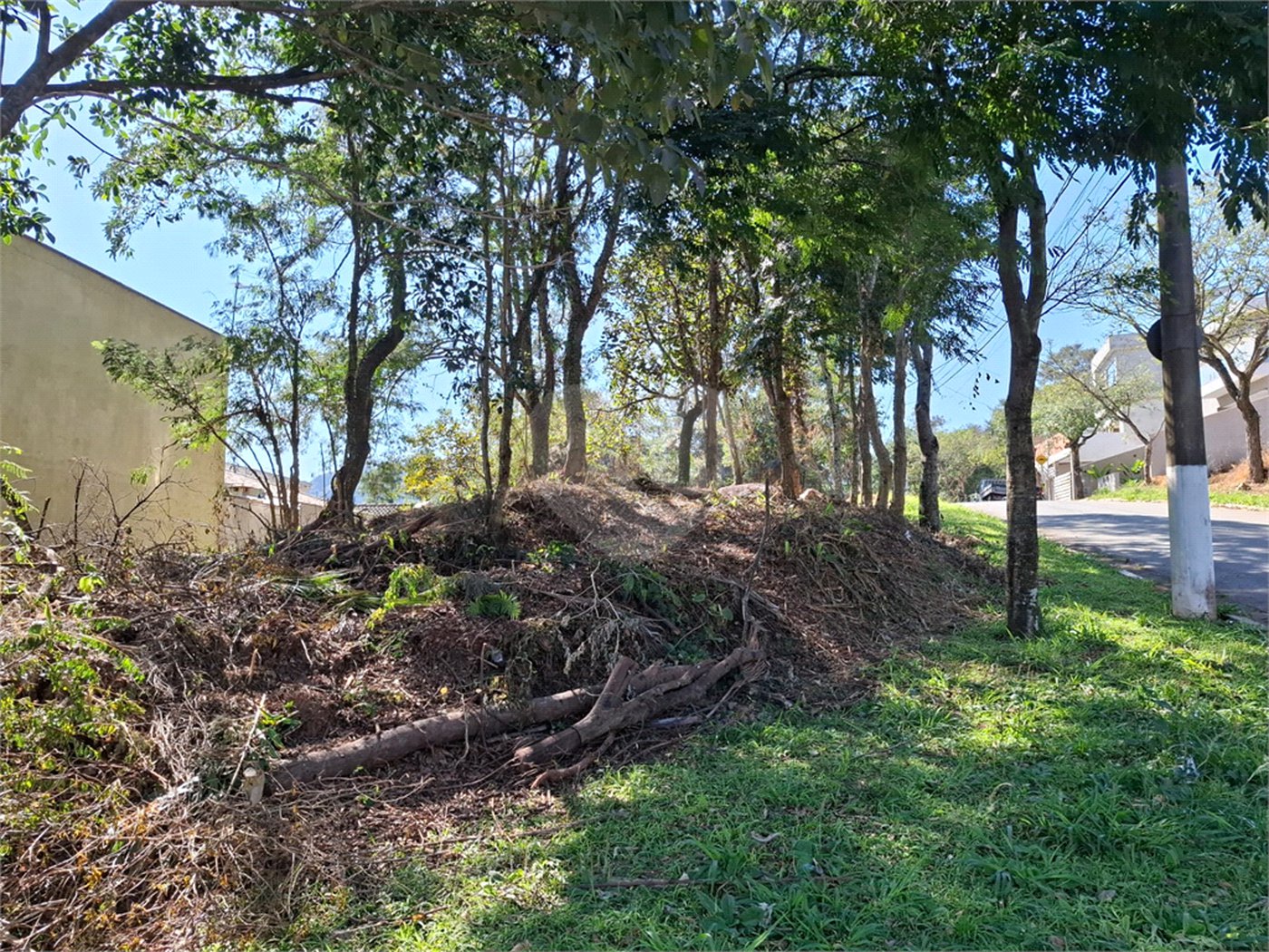 Terreno à venda em Horto, São Paulo, SP