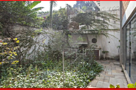 Casa à venda com 3 quartos, sendo 1 suíte, em Pinheiros, São Paulo, SP