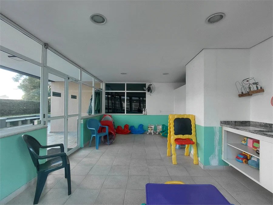 Apartamento à venda com 3 quartos, sendo 1 suíte,  em Vila Romana, São Paulo, SP