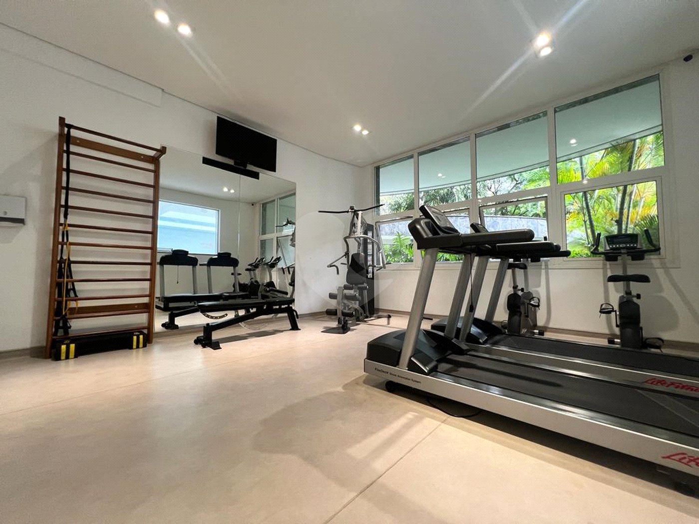 Apartamento à venda com 4 suítes em Indianópolis, São Paulo, SP