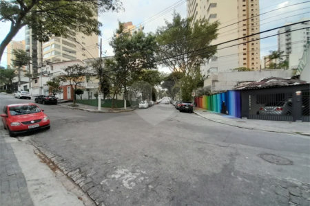 Sobrado à venda com 4 quartos, sendo 1 suíte, em Santana, São Paulo, SP