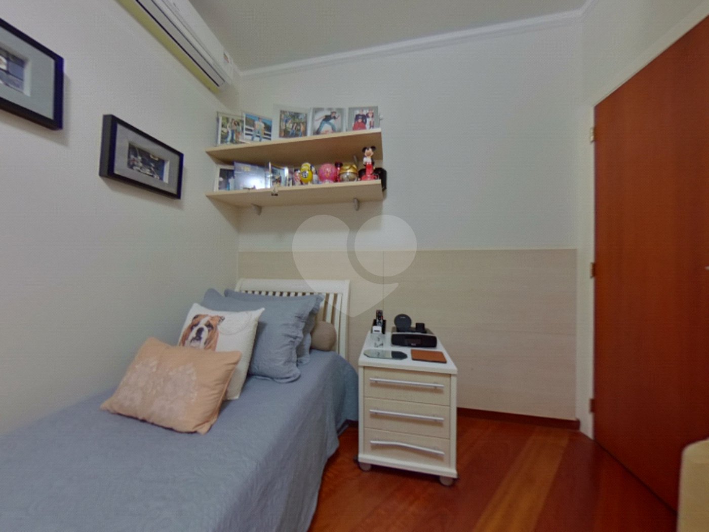 Casa à venda com 3 suítes no condomínio Itatinga I, São Paulo - SP
