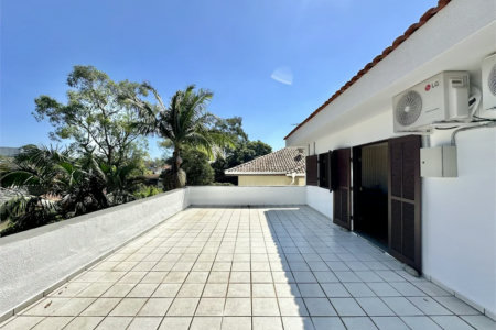 Casa à venda com 5 quartos, sendo 4 suítes, em Parque dos Príncipes, São Paulo, SP