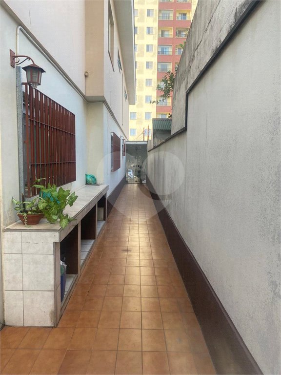 Sobrado à venda ou para alugar com 3 quartos, sendo 1 suíte, em Vila Carrão, São Paulo, SP