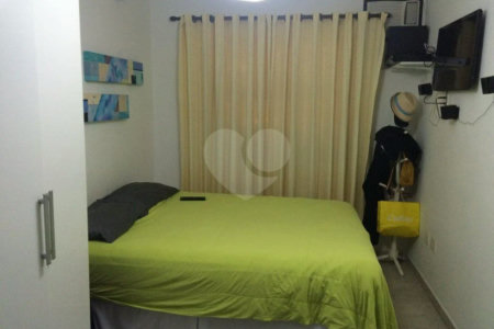 Sobrado à venda com 5 quartos, sendo 4 suítes,  em Vila Mazzei, São Paulo, SP