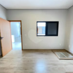 Casa à venda com 3 quartos, sendo 1 suíte, no condomínio Horto Florestal Iii, Sorocaba - SP