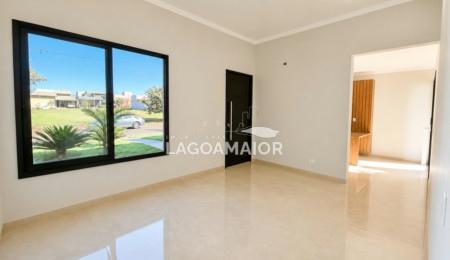 Casa à venda com 3 suítes em Residencial Costa Leste, Três Lagoas, MS
