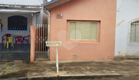 Casa à venda com 3 quartos em Jardim Itália, Itapetininga, SP