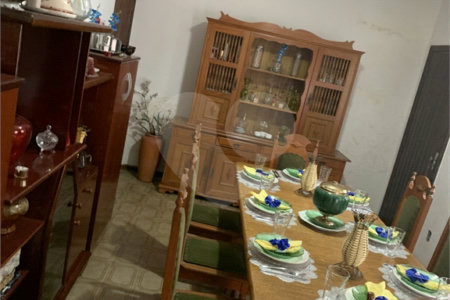 Sobrado à venda com 4 quartos, sendo 3 suítes,  em Jardim Alvinópolis, Atibaia, SP