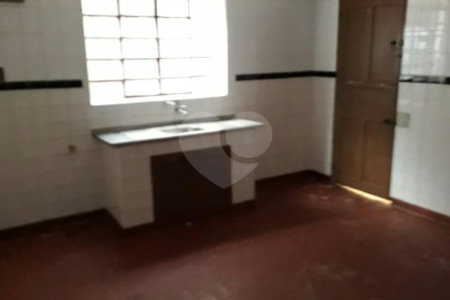 Sobrado à venda com 3 quartos, sendo 1 suíte, em Vila Gustavo, São Paulo, SP