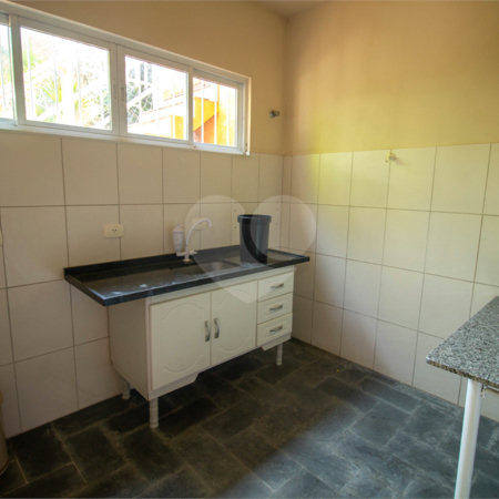Salão Comercial para alugar em Esplanada Mendes Moraes, São Roque, SP