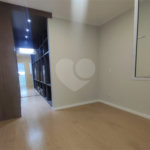 Apartamento à venda com 3 quartos, sendo 2 suítes,  em Jardim Arpoador, São Paulo, SP