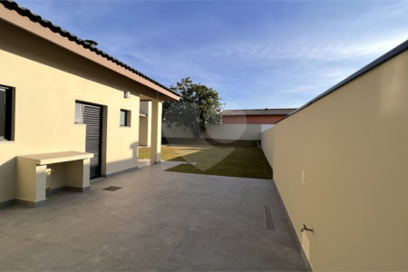 Casa à venda com 3 suítes no condomínio Village Ipanema 1, Araçoiaba da Serra - SP