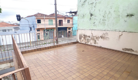 Casa Térrea à venda com 3 quartos, sendo 1 suíte,  em Carandiru, São Paulo, SP