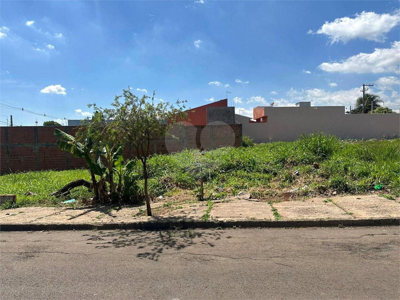 Terreno a venda no Parque Primavera
