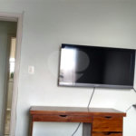 Apartamento com três dormitórios no Bom Retiro.