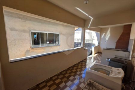 Casa 2 quartos Jardim Zavaglia
