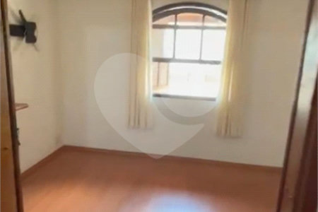 Casa à venda com 3 suítes em Vila Romana, São Paulo, SP