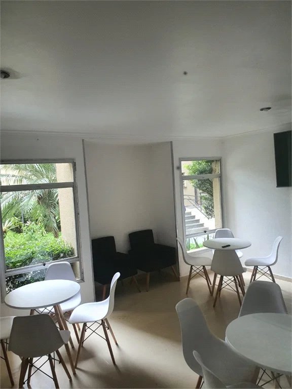 Apartamento à venda com 2 quartos em Vila das Belezas, São Paulo, SP