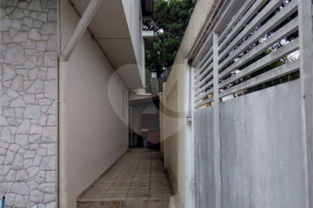 Sobrado à venda com 5 quartos, sendo 1 suíte,  em Planalto Paulista, São Paulo, SP