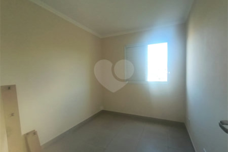 Apartamento à venda com 2 quartos em Parque Ipê, São Paulo, SP
