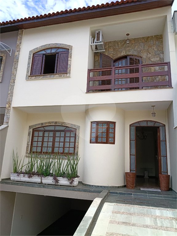 Casa à venda com 3 quartos, sendo 1 suíte, em Chácara Jafet, Mogi das Cruzes, SP