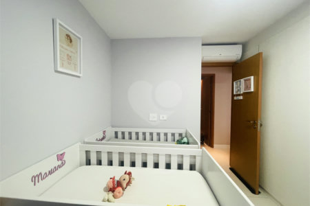 Apartamento à venda com 2 suítes em Vila Scarpelli, Santo André, SP