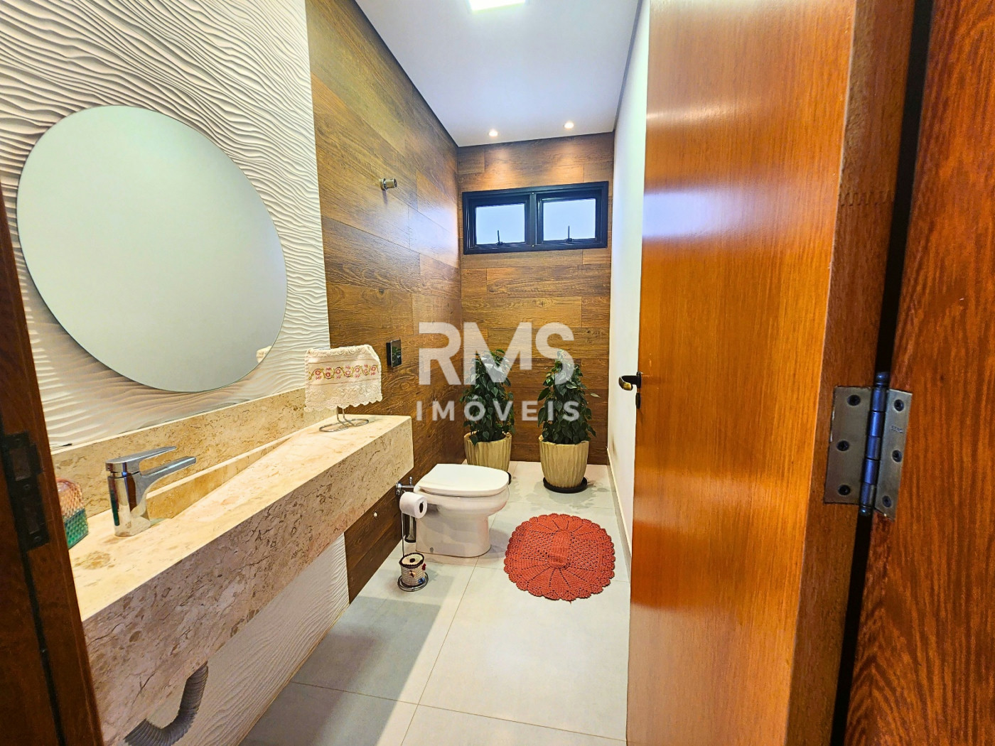 Casa à venda ou para alugar com 4 quartos, sendo 3 suítes,  em Pinheirinho Ii, Itu, SP
