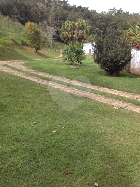 Chácara à venda com 3 quartos, sendo 1 suíte, no Centro, Bom Jesus dos Perdões, SP
