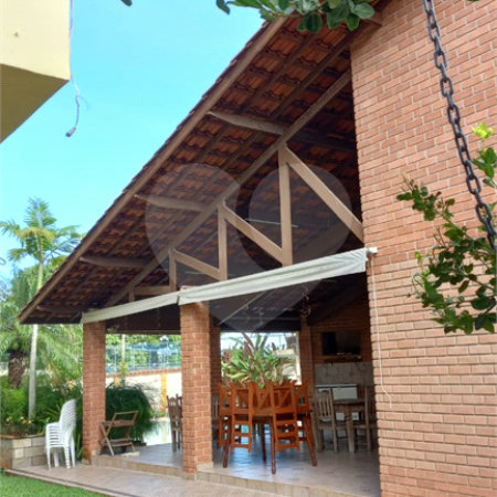 Casa à venda ou para alugar com 5 suítes no condomínio Vilage Zuleika Jabour, Salto - SP