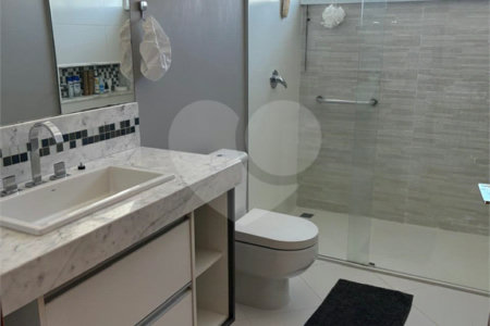 Casa à venda com 4 quartos, sendo 1 suíte, no condomínio Lagos D Icaraí, Salto - SP