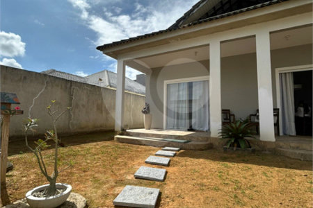 Casa à venda com 2 quartos, sendo 1 suíte, no condomínio Residencial Green Ville, Rio de Janeiro - RJ