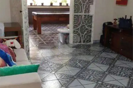 Casa à venda com 3 quartos, sendo 1 suíte, em Jardim Pinheiros, São Paulo, SP