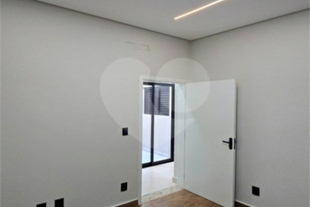 Casa à venda com 3 quartos, sendo 1 suíte, em Jardim Colonial, Indaiatuba, SP