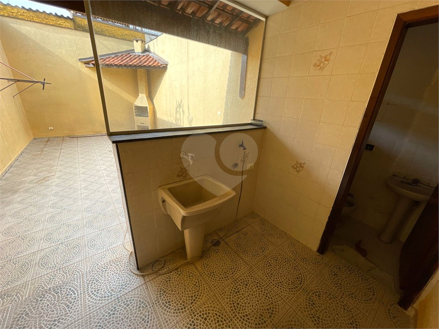 Sobrado à venda com 4 quartos, sendo 1 suíte, em Vila Nova Cachoeirinha, São Paulo, SP
