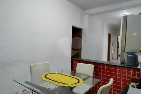 Casa à venda com 3 quartos, sendo 1 suíte,  em Vila Rei, Mogi das Cruzes, SP