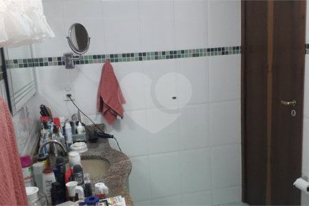 Casa à venda com 3 quartos, sendo 2 suítes, em Jardim Leonor, São Paulo, SP