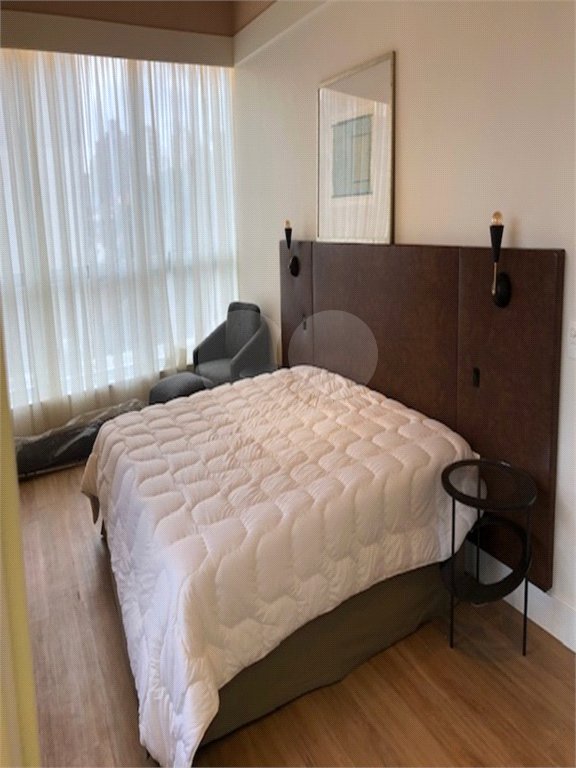 Flat à venda com 1 suíte em Santana, São Paulo, SP