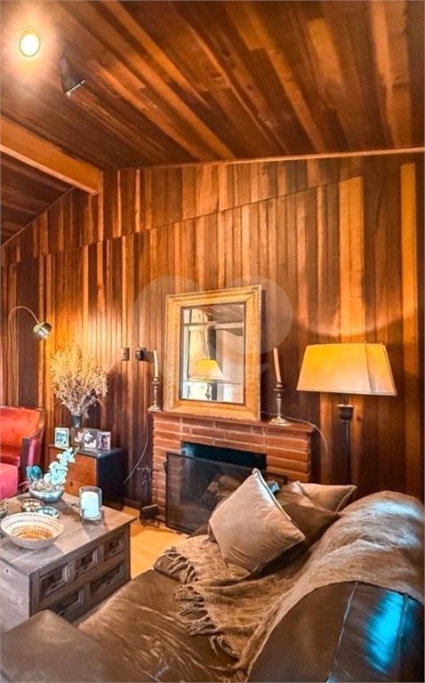 Casa à venda com 3 quartos, sendo 1 suíte,  em Chácara São João, Carapicuíba, SP