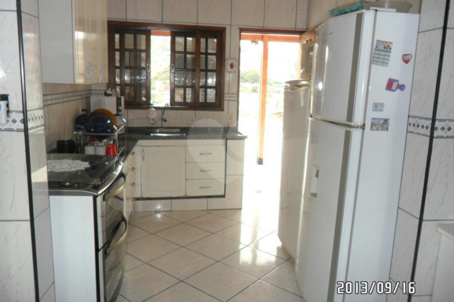 Sobrado à venda com 3 quartos, sendo 1 suíte,  em Jaçanã, São Paulo, SP