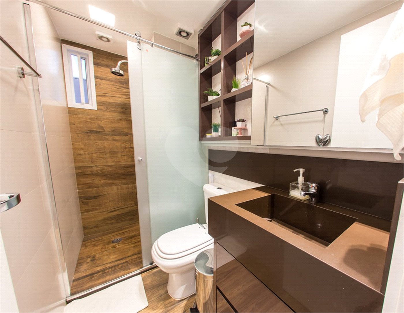 Apartamento à venda com 3 quartos, sendo 1 suíte, em Vila Campestre, São Paulo, SP