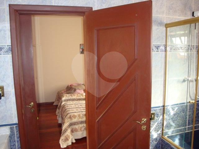 Sobrado à venda com 4 quartos, sendo 3 suítes,  em Horto Florestal, São Paulo, SP