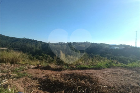 Terreno à venda no condomínio Bosque da Represa, Nazaré Paulista - SP