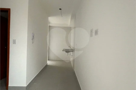Casa à venda com 2 quartos, sendo 1 suíte, no condomínio Maracujas, São Paulo - SP