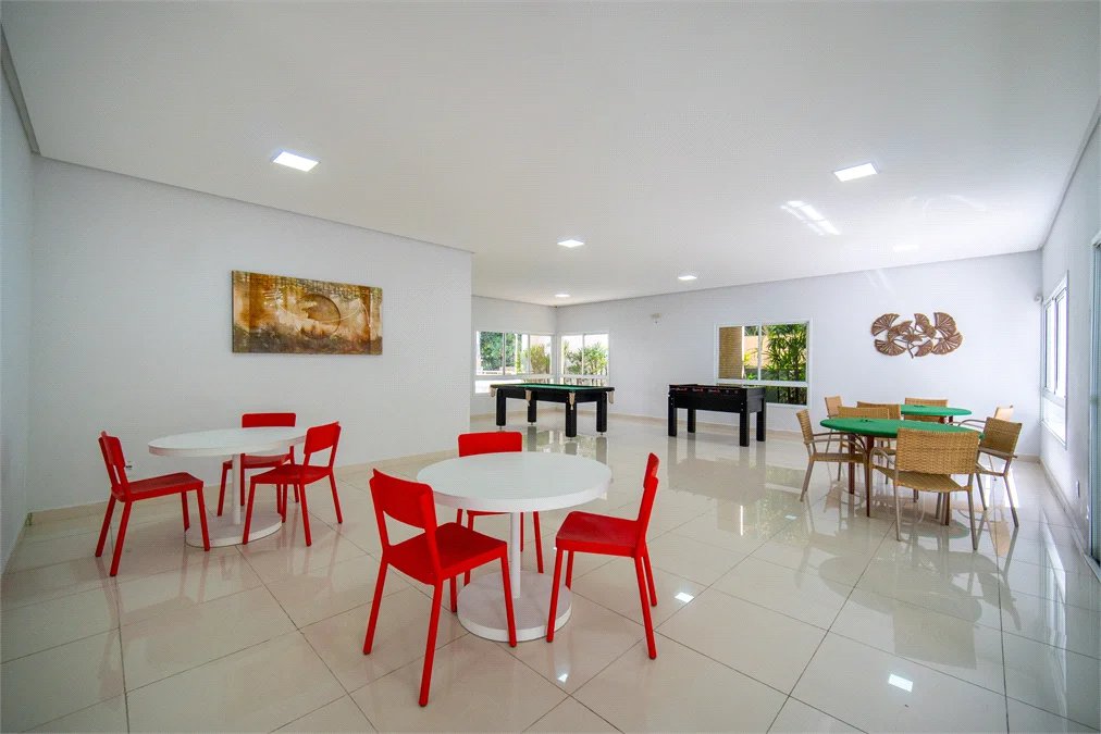 Casa à venda com 3 quartos, sendo 1 suíte,  no condomínio Queluz Vita - Casas, Cotia - SP