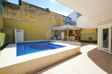 Casa à venda ou para alugar com 4 suítes em Interlagos, São Paulo, SP