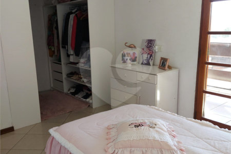 Casa à venda com 5 quartos, sendo 1 suíte, em Santa Claudina, Vinhedo, SP