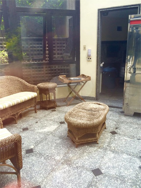 Apartamento à venda ou para alugar com 1 quarto em Vila Olímpia, São Paulo, SP